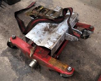 Central Hydraulics Rolling Transmission Jack, Model 39178, 450 LB Capacity