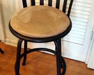 Cheyanne Swivel Bar Stools With Padded Seats Qty 2, 25" Seat Height