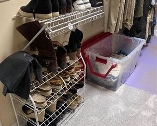 Womens shoes ranging from 8 to 9.5 