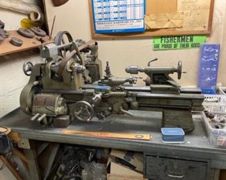 SOUTH BEND LATHE WITH TONS OF ATTACHMENTS