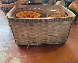Large SARATOGA LAUNDRY Woven Basket