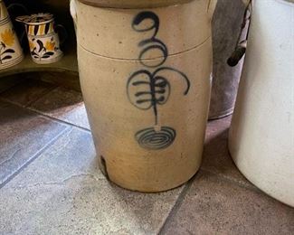 Bee Sting 3 Gallon Salt Glaze Crock