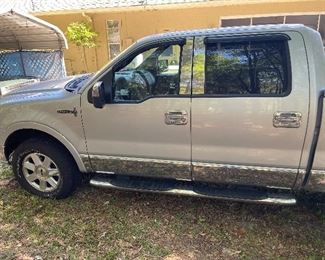 2006 Lincoln Mark LT Available for PreSale $21,000, or best offer.  Only 36K mileage.  Carfax Available.