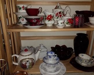 lefton christmas set
Shelley cups and saucers