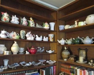 Teapots & white opalescent