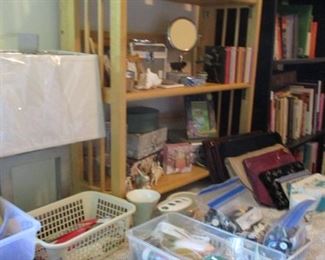 Lamps & ladies vanity items