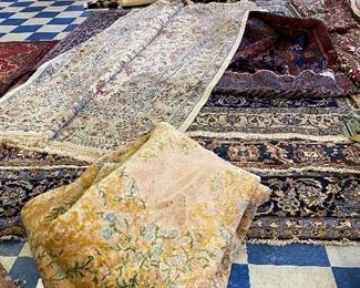 Hand knitted Persian Rugs