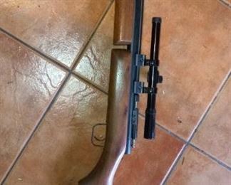 BENJAMIN SHERIDAN MODEL 392P 22-Caliber (5.5 mm) air rifle