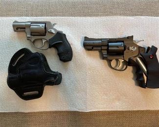 Taurus .38-Special revolver (left) and SNR BB gun (right)