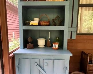 Outdoor cabinet