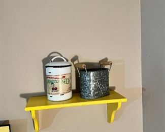 Small shelf with met cans