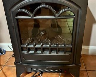 Small electric fireplace
