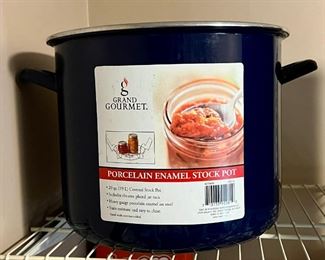 Stock pot