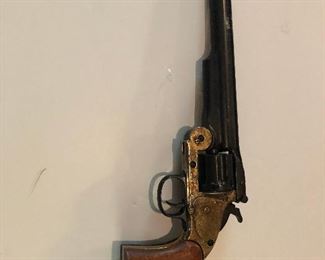 Denix 1008L Cal .45 revolver left view