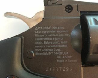 SNR BB Gun 4.5 mm close-up