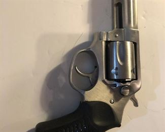 Ruger .357 Magnum SP101 (left view)