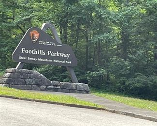 Foothills Pkwy sign