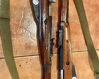 Mosin–Nagant rifles pair (close-up)
