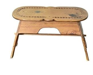 Lot 005
Vintage Wood Stool