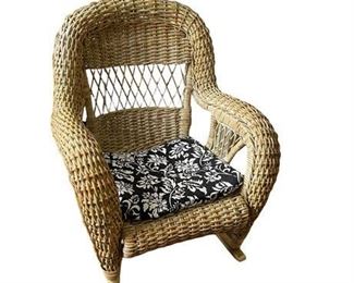 Lot 012
Woven Wicker Rocking Chair