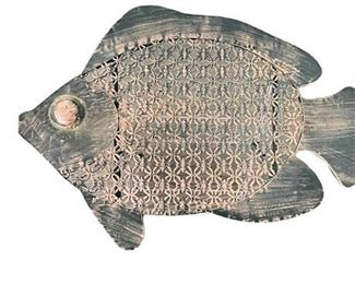 Lot 014
Copper Patina Fish Folding Table