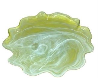 Lot 025
Spanish Art Glass Abstract Centerpiece Bowl