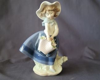 Lladro Daisa 1983 Porcelain Figurine, Spain