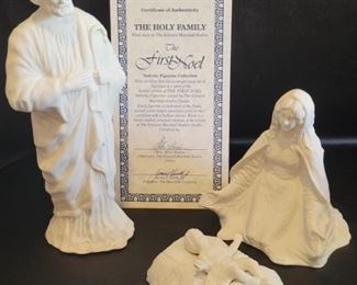 NIB Boehm The First Noel Holy Family Nativity Set