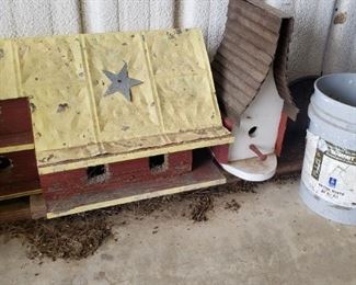 we will sell birdhouses that do NOT have nests in them only.