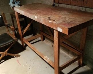 Work Bench with vise