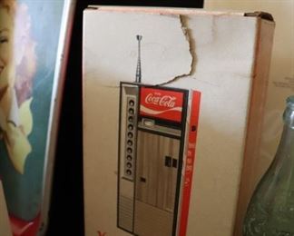 Vintage Coca-cola Vending Machine Radio