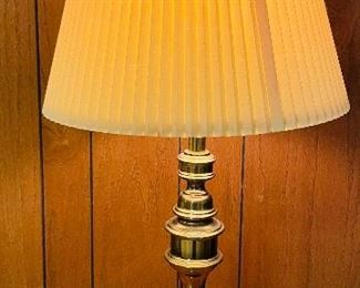 6______$70 
Pair of brass lamps&nbsp;
  • 29 high
