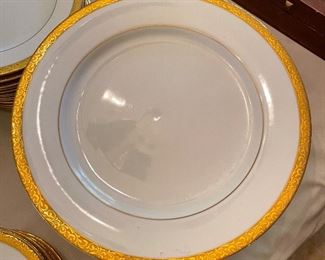 13______$300 
Nikko Fine china "Gold filigree" set for 12 - 4 place setting missing one B&B plate&nbsp;