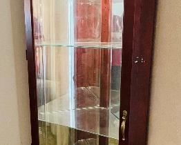 15______$150 
Curio corner cabinet maker Philip Reinish made in USA&nbsp;
  • 72high 30wide 28 bisecting the angle