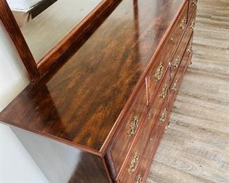 20______$150 		
Large dresser Mahogany style press wood