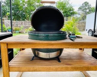 40______$1,100 		
Green Egg with table matching 24in W egg 