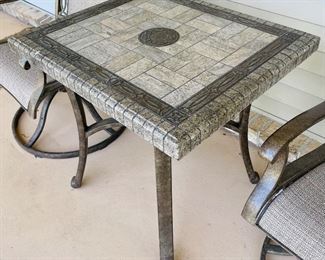 $200 - 3 pieces Bistrot set, tile table 