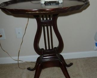 lyre table