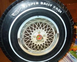 Mattel Hot wheel super Rally case full of cars