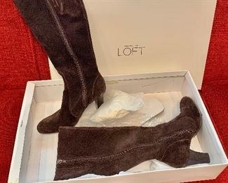 Ann Taylor Loft boots - size 8 