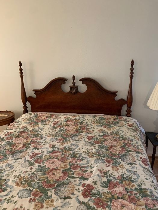 Queen Headboard and frame
Mattresses will be sold separately 