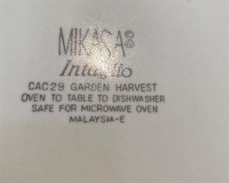 MIKASA INTAGLIO "GARDEN HARVEST"