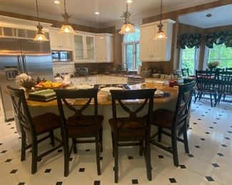 4 BLACK COUNTER STOOLS