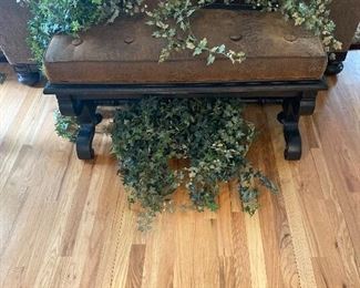 FANTASTIC LEATHERTOP BENCH FROM ROLLING HILLS FURNITURE LONG VALLEY RETAIL WAS $1299, ON SALE FOR $1049-OUR PRICE? A FRACTION!