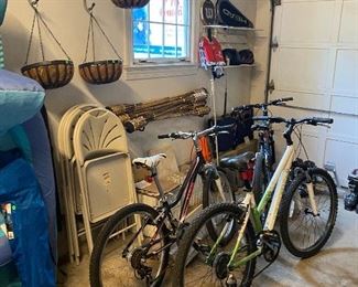 3 TREK BIKES