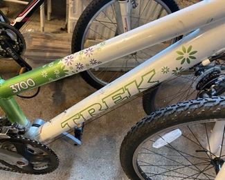 3 TREK BIKES