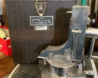 Fluid motion Radii & Angel Dresser