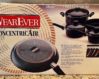 WearEver ConcentricAir Pans