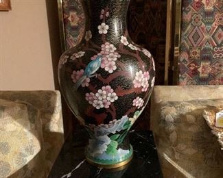 24 inch tall chinoiserie vase