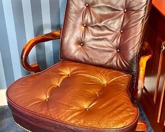 Item 31:  Century Leather Desk Chair - 25"l x 20.5"w x 43"h: $275